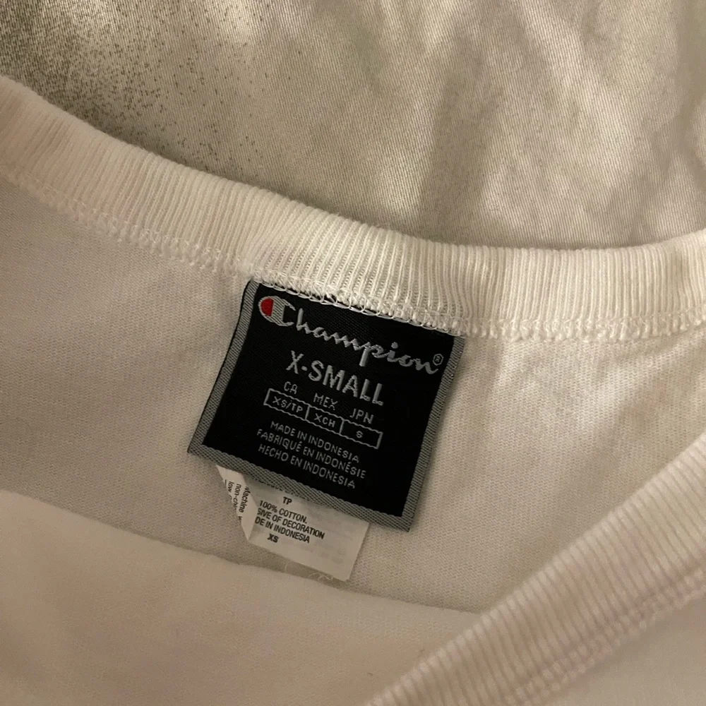 Champion tee - Picture 3 of 3